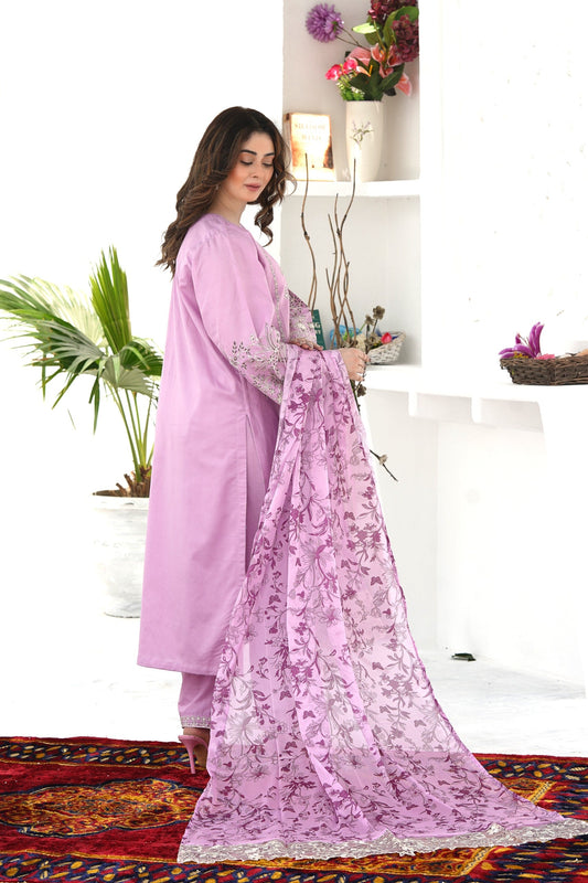 Elegant neckline embroidery on Blue Clue 3Pc lawn dress