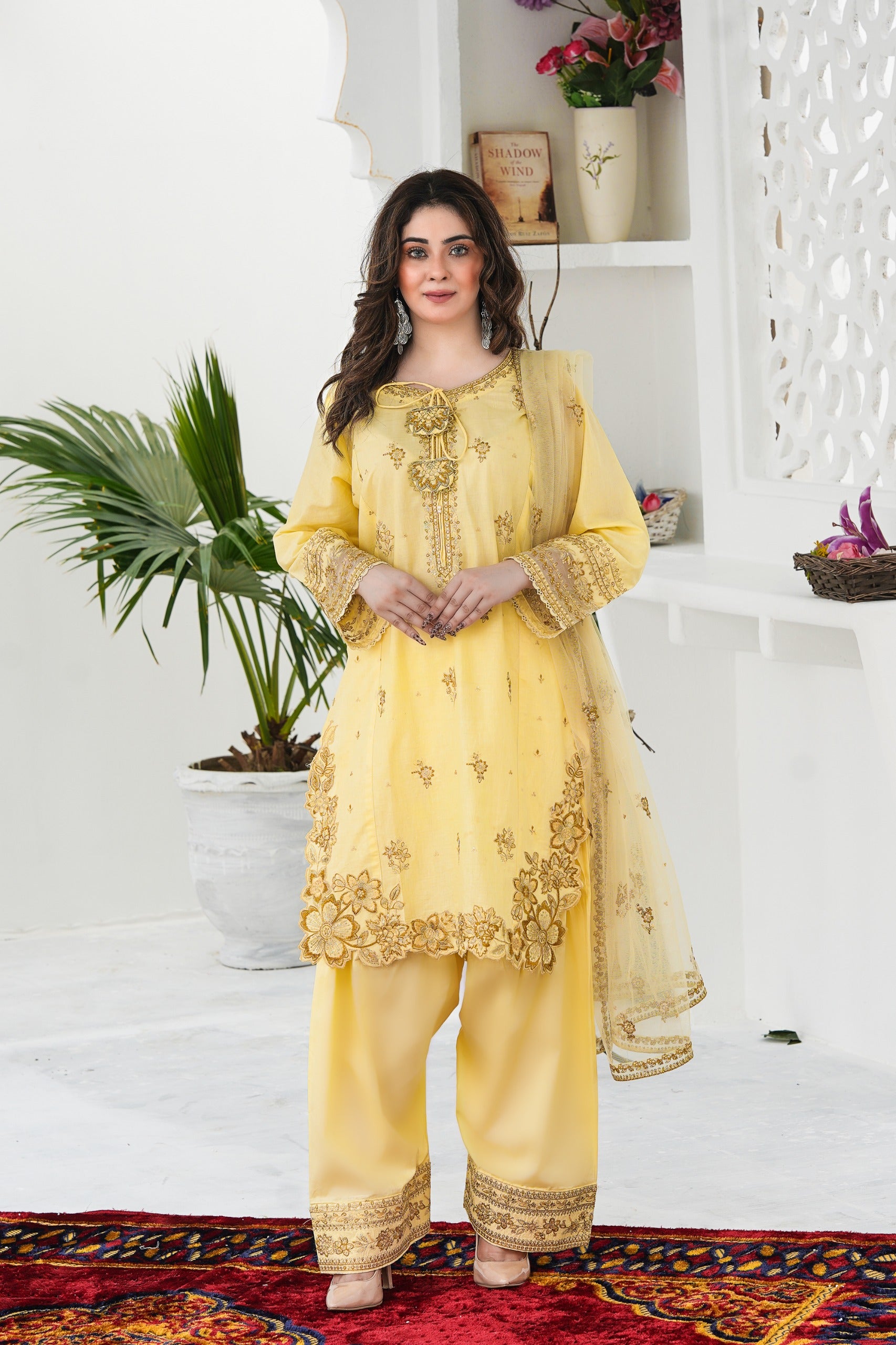 Net embroidered dupatta with soft detailing – Wester lawn dress