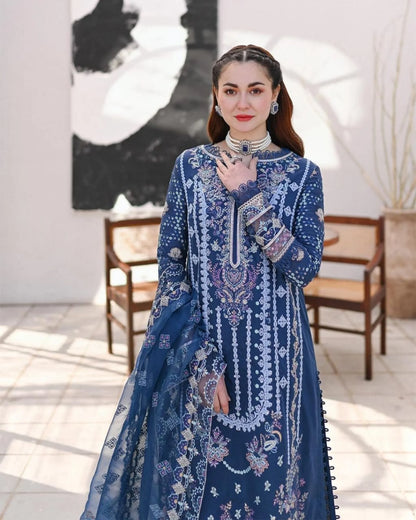 Blue Dhanak suit – front detail